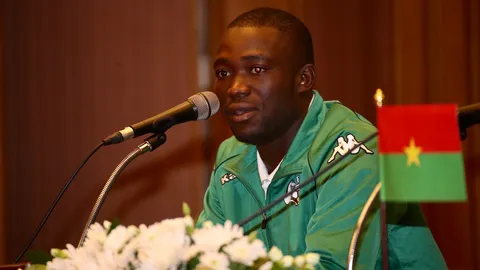 'อบูบาการ์' สุดแฮปปี้! ซัดโทษดับโสมแดง ทะยานซิวที่ 3 คิงส์คัพ