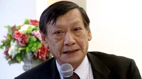 อดีต สสร.40 ยก ม.212 ชี้ 'ปู' มีสิทธิขอศาลฯตีความ ม.5 ยันไม่ประวิงเวลา