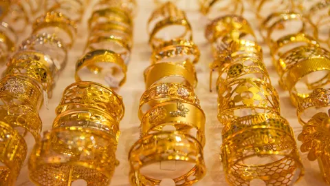 ไม่ขยับ! ทองไทยเปิดตลาดคงที่ รูปพรรณขายบาทละ 20,200