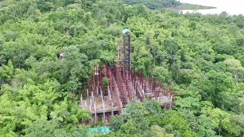 กรมอุทยานฯ บุกตรวจสอบสำนักสงฆ์ โผล่ที่ป่าเหนือเขื่อนศรีนครินทร์