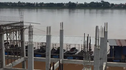 ล่า ‘ปุ้มปุ้ย’ จี้ข่มขืนสาวใน รพ. พบขโมยเรือหนีข้ามโขงไปฝั่งลาวแล้ว