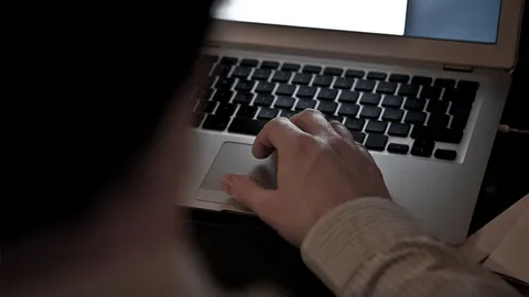 อย่าเชื่อแชร์ว่อนในโซเชียล “มีแบงก์ปลอม”