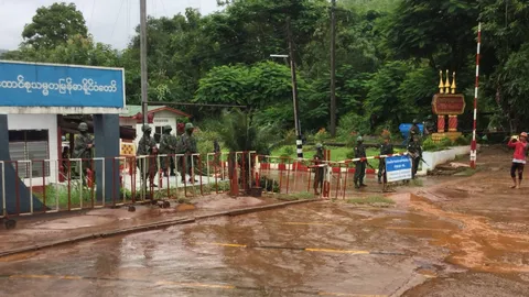 ทหารพม่าปิดด่านเจดีย์สามองค์ เจรจาไทยหยุดสร้างถนนหลังน้ำไหลเข้าชุมชน
