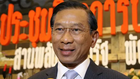 จับเรือประมงโชว์ไอยูยู