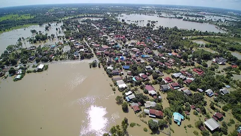 ยัน ‘อ่างแตก’ ไม่ทําให้น้ำท่วม กรมชลฯ อ้างเหตุฝนหนักรอบ 50 ปี