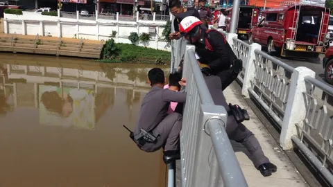 ช่วยหวาดเสียว หนุ่มไทยใหญ่อกหัก ตร.เชียงใหม่ปีนคว้าได้ก่อนโดดน้ำปิง 