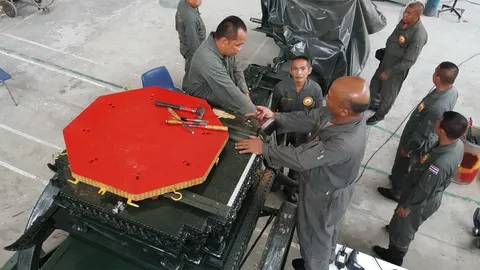 ติดตั้ง 'ราง' รับถาดรองพระบรมโกศ บนราชรถปืนใหญ่