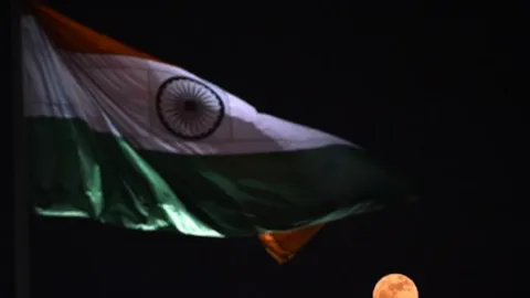 แฉ​สปา​เถื่อน​อินเดีย นิยม​ทาส​กาม​จาก​ไทย