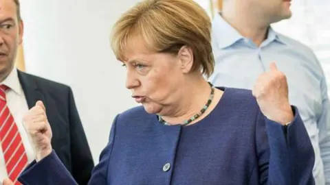 นายกเยอรมัน เมินคำวิจารณ์ พร้อมทำตามสัญญา เพิ่มงบกลาโหม ตามสัญญา