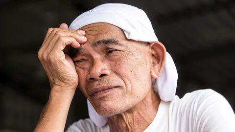 ป๋าเทพ เร่ขายขนมเปี๊ยะตามตลาดนัด ลั่นอย่าซื้อเพราะสงสาร