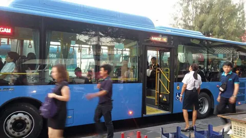 “บิ๊กตู่” บี้รถเมล์เอ็นจีวี