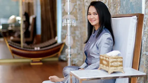 ถามจัดหนัก! ไล่ทุกสิ่งที่สังคมสงสัย เปิดใจ ครูอ้อย ฐิตินาถ ที่เดียว (คลิป)