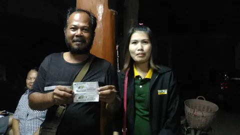 สาวเมืองแพร่ บุญหล่นทับ ถูกที่ 1 รับ 6 ล้าน ไปซื้อ 10 แม่ค้ายัดเลขอื่นให้