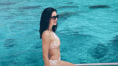 จ้องตาแตก ฟ้า นาตาลี มีดีจริงๆ  