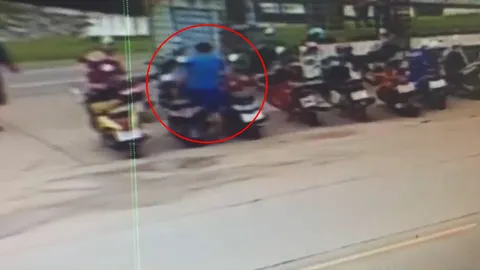 คลิปมิจฉาชีพ เนียนรักสุขภาพ แต่งชุดมาออกกำลัง ลอบงัดเบาะ จยย.ฉกทรัพย์ 