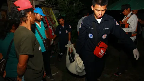 สาวระแวงสามีแอบมีกิ๊ก น้อยใจผูกคอดับคาห้องน้ำ