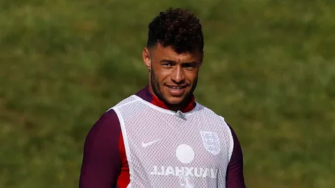 เจอร์ราร์ดชี้ ‘แชมเบอร์เลน’ ฝีเท้าเลิศ! เชื่อไม่ลำบากกับหงส์แดง