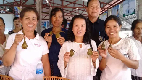 อุดรธานี 'ข้าวต้มโยน' ของดีอำเภอโนนสะอาด หากินยาก (คลิป)