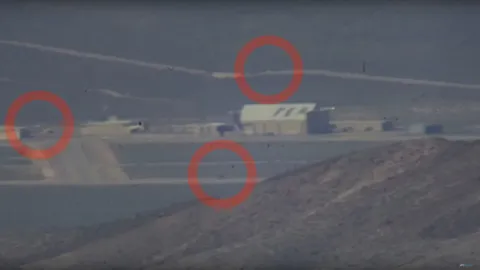 ชมคลิป ส่องชัดๆ เอเรีย51 ฐานทัพลับเก็บซากเอเลี่ยนในตำนาน จากซุปเปอร์เลนส์