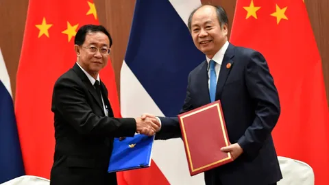 ไทยจับมือจีน ลงนามสัญญารถไฟความเร็วสูง เชื่อมโยงกรุงเทพฯ-หนองคาย