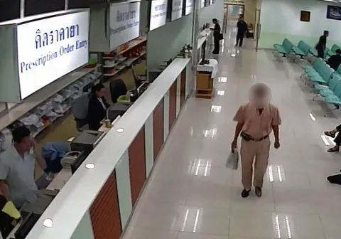 ศาลสั่งจำคุก 4 ปี วัฒนา มือวางระเบิด รพ.พระมงกุฎฯ​ อีก 2 คดีรอสืบพยาน