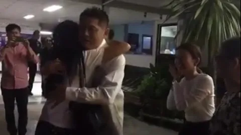 สรยุทธ โพสต์ 'ขอบคุณทุกกำลังใจ ในยามที่ทุกข์' เปิดคลิปน้องๆ โผเข้ากอด (คลิป)