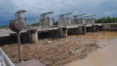 ฤทธิ์'ทกซูรี' น้ำเหนือหลากถึงสุโขทัย ผวจ.เตือนระวังเอ่อล้นตลิ่ง