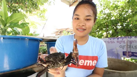 สุดยอด สาวน้อยราชภัฏ คิดเองทำเอง เปิดฟาร์มเลี้ยงปูนา ส่งร้านส้มตำ 
