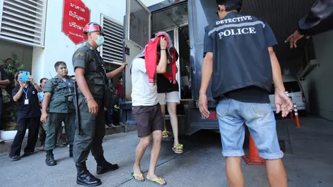 คุม เอมี่ ฝากขังศาลมีนบุรี ปล่อยโฮร่ำไห้ ขอโทษแฟนคลับ ยันไม่ได้ขาย