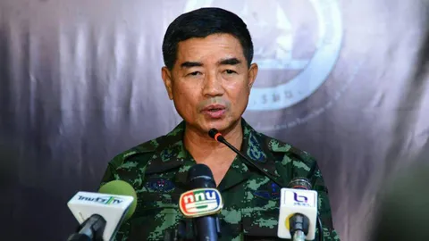 ผบ.ทบ.เสียใจครอบครัวทหาร ถูกลอบวางระเบิด ยันพยายามอุดช่องว่าง