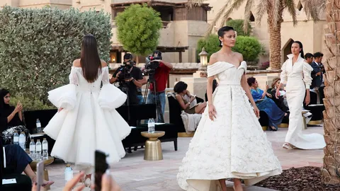 สุดอลัง ลอฟฟีเซียล แฟชั่น ขนเซเลบไทยร่วมงานในต่างแดน