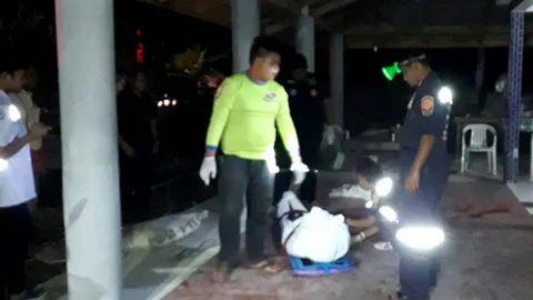 ผัวเมาแอ๋ ฉุนเมียด่าเรื่องกิ๊ก คว้ามีดพร้าฟันคอดับคาบ้านในพัทลุง