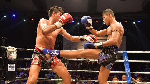 'กิ่งเพชร' เหลี่ยมเด็ด! ชนะคะแนน 'เดอะวินเนอร์' ศึกมวยไทยไฟต์เตอร์