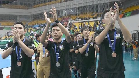 โต๊ะเล็กช้างศึกเรียก 18 ผู้เล่นเก็บตัว ก่อนป้องกันแชมป์อาเซียน