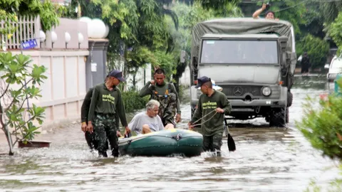 ปลัด มท. ยันน้ำไม่ท่วมกรุงฯ ซ้ำรอยปี 54 แน่