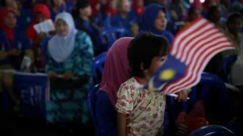 สุลต่านมาเลย์ออกแถลงการณ์ร่วม ห่วงความแบ่งแยกทางศาสนา