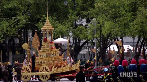 ประมวลภาพ พระมหาพิชัยราชรถ เคลื่อนจอดเทียบพระเมรุมาศ