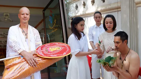 อนุโมทนาบุญ อ่ำ อัมรินทร์ ตั้งใจบวชถวายเป็นพระราชกุศลแด่ในหลวง ร.9 (คลิป)