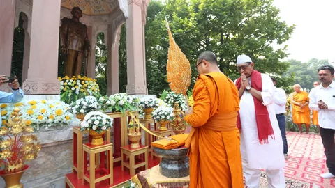 เจ้ามัลละกษัตริย์ นำชาวอินเดีย น้อมแสดงความอาลัยในหลวง ร.9 ครั้งสุดท้าย