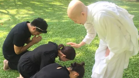 ปลูกฝังให้มีธรรมะตั้งแต่เด็ก อ้อม หอบ น้องนาวา ไปดูจิต