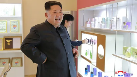 คิม จอง อึน เปลี่ยนโหมดชมรง.ผลิตเครื่องสำอาง บอก‘ผู้หญิงอย่าหยุดสวย’