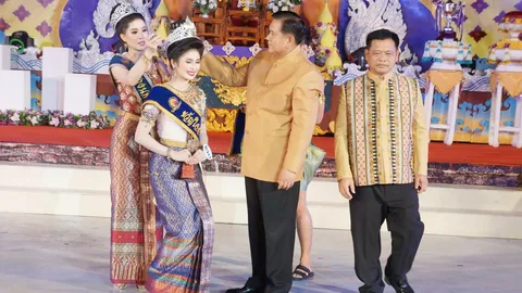 'น้องกุ้งนาง' นศ.สาว ม.รามคำแหง คว้าตำแหน่ง นางนพมาศ สุโขทัย 