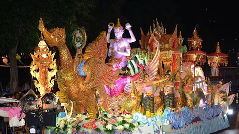 งดงาม! ม.ราชภัฏเชียงใหม่ คว้ารางวัลกระทงใหญ่ งานยี่เป็งเมืองเชียงใหม่