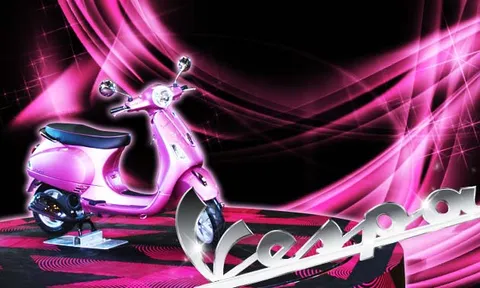 'Vespa Bell Rosa 'สุดพิงค์ในงาน Love is all around