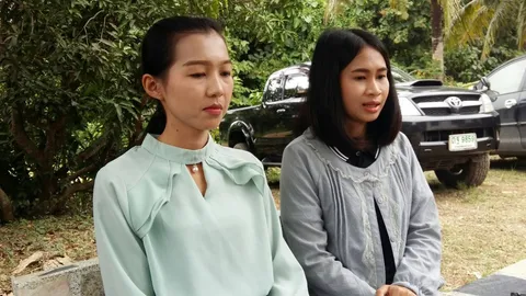 ครอบครัว ยิ้มรอ ลุ้นคำสั่งให้ครูแอน-ครูวัลย์ กลับเข้ารับราชการ