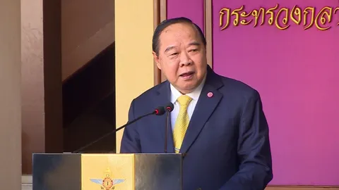 'บิ๊กป้อม' สั่งกวาดล้างอาชญากรรมข้ามชาติ สแกนเข้มเมืองท่องเที่ยว