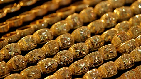 ไม่ขยับ! ทองไทยเปิดตลาดคงที่ รูปพรรณขายบาทละ 20,500