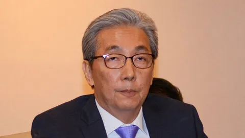 “สมคิด” เดินเครื่องพัฒนาบิ๊กดาต้า ดึงแกรบแท็กซี่เชื่อมท่องเที่ยว 