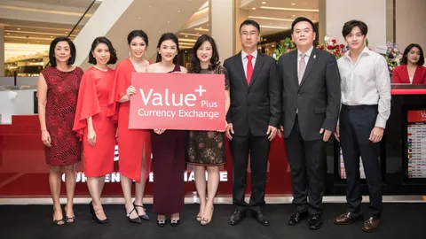 ร้านแลกเงิน Value Plus ฉลอง 10 ปี เปิดสาขาใหม่ที่สยามพารากอน