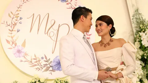 พระราชทานน้ำสังข์ ‘มาร์กี้-ป๊อก’ วิวาห์เรียบหรูฉลอง 24 ธ.ค.